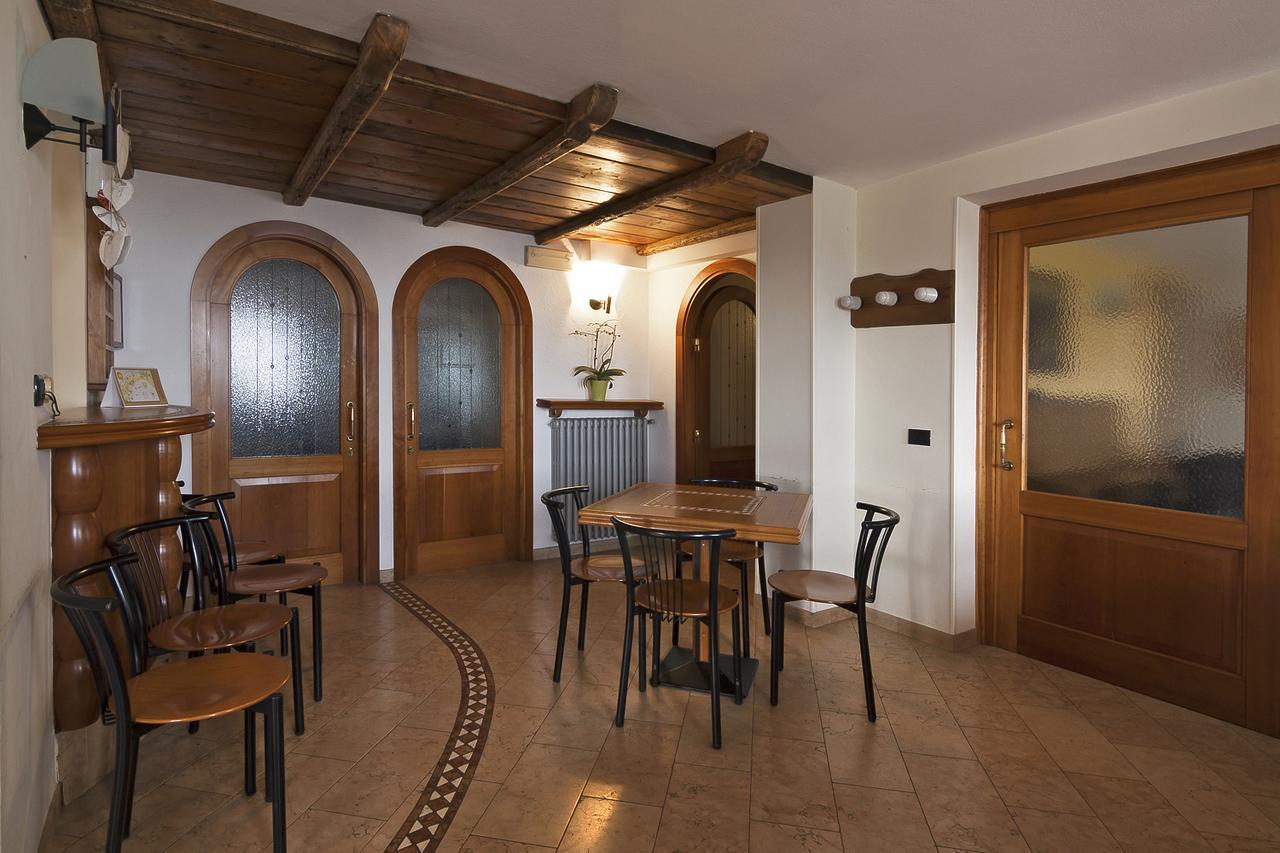 Albergo Ristorante Leso Bosco Chiesanuova Exteriör bild